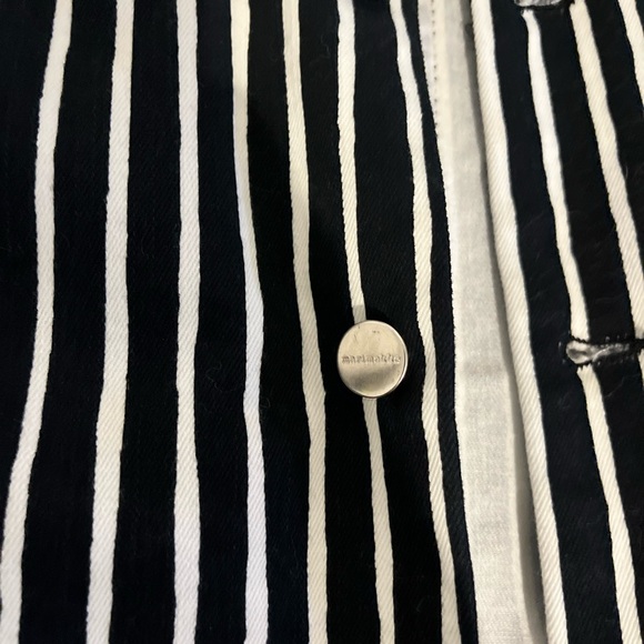 Marimekko Oksilla Piccolo Stripe Jacket. Off-White, Black - Picture 5 of 15